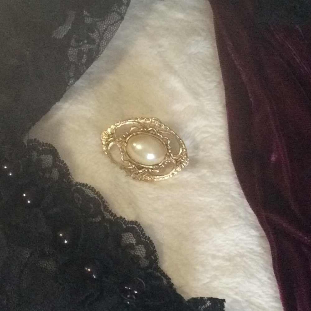 Vintage 1928 Mabe Pearl Pin Brooch